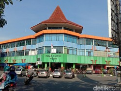 Diprotes Pedagang, Bupati Kudus Tetap Tutup Pasar Saat Jateng di Rumah Saja