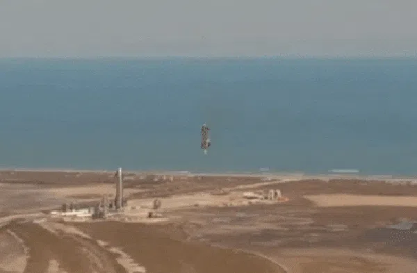 Gagal Mendarat, Begini Penampakan Roket SpaceX Starship