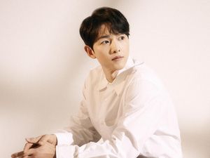 Space Sweepers Tayang Hari Ini, Song Joong Ki Buka-bukaan soal Karakternya Space Sweepers Tayang Hari Ini, Song Joong Ki Buka-bukaan soal Karakternya