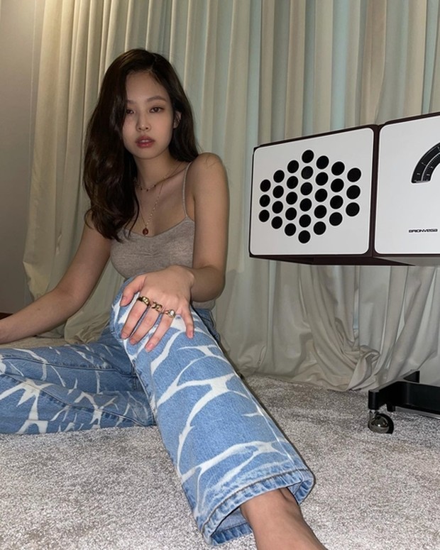Gaya fashion Jennie