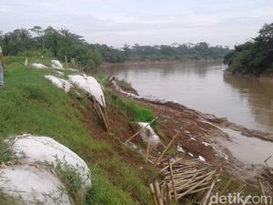 Tanggul Sungai Citanduy Pangandaran Terancam Jebol, Warga Khawatir