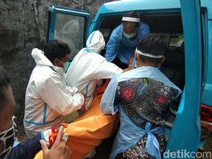 Selidiki Pembunuhan 4 Orang Sekeluarga di Rembang, Polisi Cek CCTV Selidiki Pembunuhan 4 Orang Sekeluarga di Rembang, Polisi Cek CCTV
