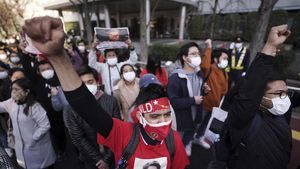 Aksi Protes Kudeta Militer Myanmar di Jepang