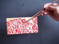 Angpao Motif Daging Wagyu Sambut Tahun Kerbau Logam