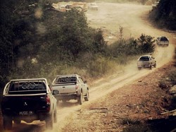 10 Jam yang Seru Menembus Rimba Kalimantan