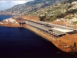 5 Bandara dengan Landasan Paling Mengerikan