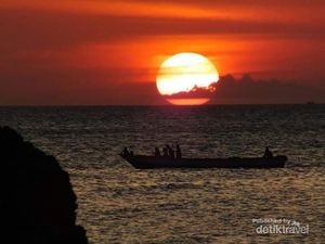 5 Pantai Cantik untuk Melihat Sunset Di Kupang