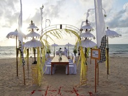 6 Lokasi Pernikahan Paling Romantis di Dunia