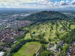 8 Fakta Menarik Gunung Tidar, Sudah Tahu?