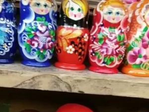Ada Boneka Jokowi dan Ahok di Rusia