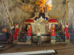 Ada Gua Amat Besar di Nusa Penida, Tahu?