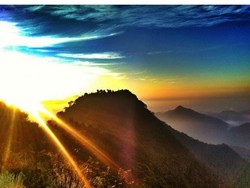Ada Kembaran Ranu Kumbolo di Gunung Rakutak