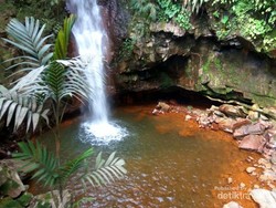 Air Terjun Cantik di Bogor yang Belum Banyak Orang Tahu