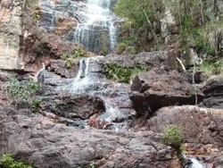 Air Terjun Manjang Merah, Surga Tersembunyi di Pulau Bangka