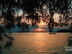 Akhir Pekan, Bersantai Saja di Pulau Bira Besar