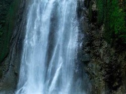 Akhir Pekan Ini, Yuk ke Curug Cikaso