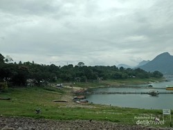 Akhir Pekan Menyenangkan di Waduk Jatiluhur