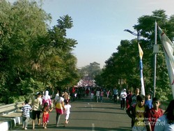 Akhir Pekan Seru di Pasar Kaget Cimahi