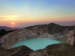 Alamak! Eloknya Danau Kelimutu di Flores