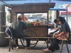 Angkringan, Solusi Lapar Saat Backpacking di Yogya