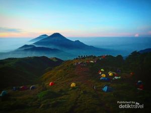 Antara Gunung Prau, Sumbing dan Sindoro