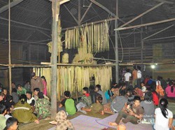 Aruh Garau, Upacara Adat Suku Dayak Meratus Sebelum Panen