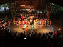 Asyiknya Belajar Angklung di Saung Angklung Udjo
