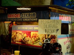 Bakoel Es Krim, Kedai Es Krim Kaki Lima di Semarang