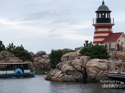 Balada Diserbu Hujan dan Badai di Jepang