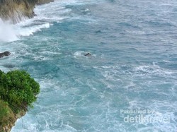 Bali Punya Mata Air Indah Tepi Laut yang Tersembunyi