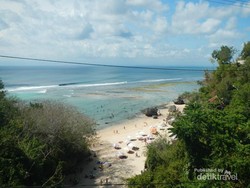 Band Legendaris MLTR Pernah Syuting di Pantai Ini