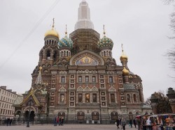 Bangunan Berkubah Bawang Ini Punya Mosaik Terbanyak Sedunia, Tahu?