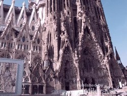 Barcelona Bukan Hanya Sepakbola