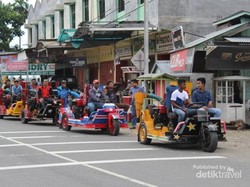 Beda! Konvoi Pakai Mesin Penggiling Padi di Aceh