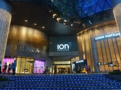 Belum ke Singapura, Kalau Tidak Mengunjungi Orchard Road