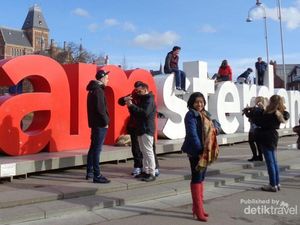 Belum Sah ke Amsterdam, Kalau Belum Foto di Sini