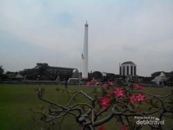 Belum Sah Mudik ke Surabaya Kalau Tidak Main ke Tugu Pahlawan