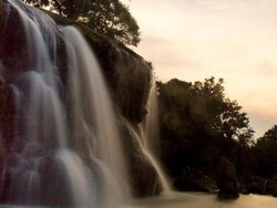 Berbagai Objek Wisata Menarik di Surabaya & Madura