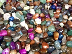 Berburu Batu Mulia di Jerman