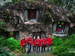 Berburu Foto Keren di Tana Toraja