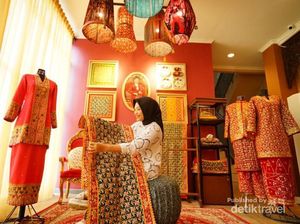 Berburu Oleh-oleh Khas Palembang di Kriya Sriwijaya