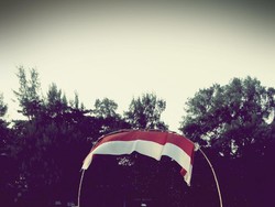 Bergembira di Pulau Bira