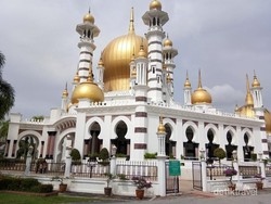 Berkunjung ke Kota Para Raja di Negeri Jiran