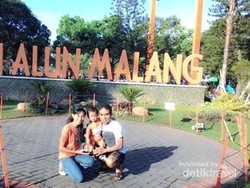 Bersantai di Alun-alun Malang, Asyik Juga!