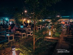 Bersantai di Kokambar Kopi Kampung Ambarukmo