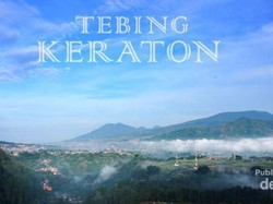 Berselimut Kabut di Tebing Keraton