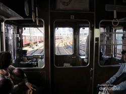 Bertemu Masinis Pemalu di Jepang