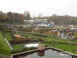 Bisa Jadi Raksasa di Museum Madurodam, Belanda