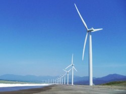Bukan Belanda, Ini Pantai Kincir Angin di Filipina