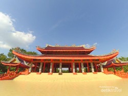 Bukan China, Ini Klenteng Sam Poo Kong di Semarang